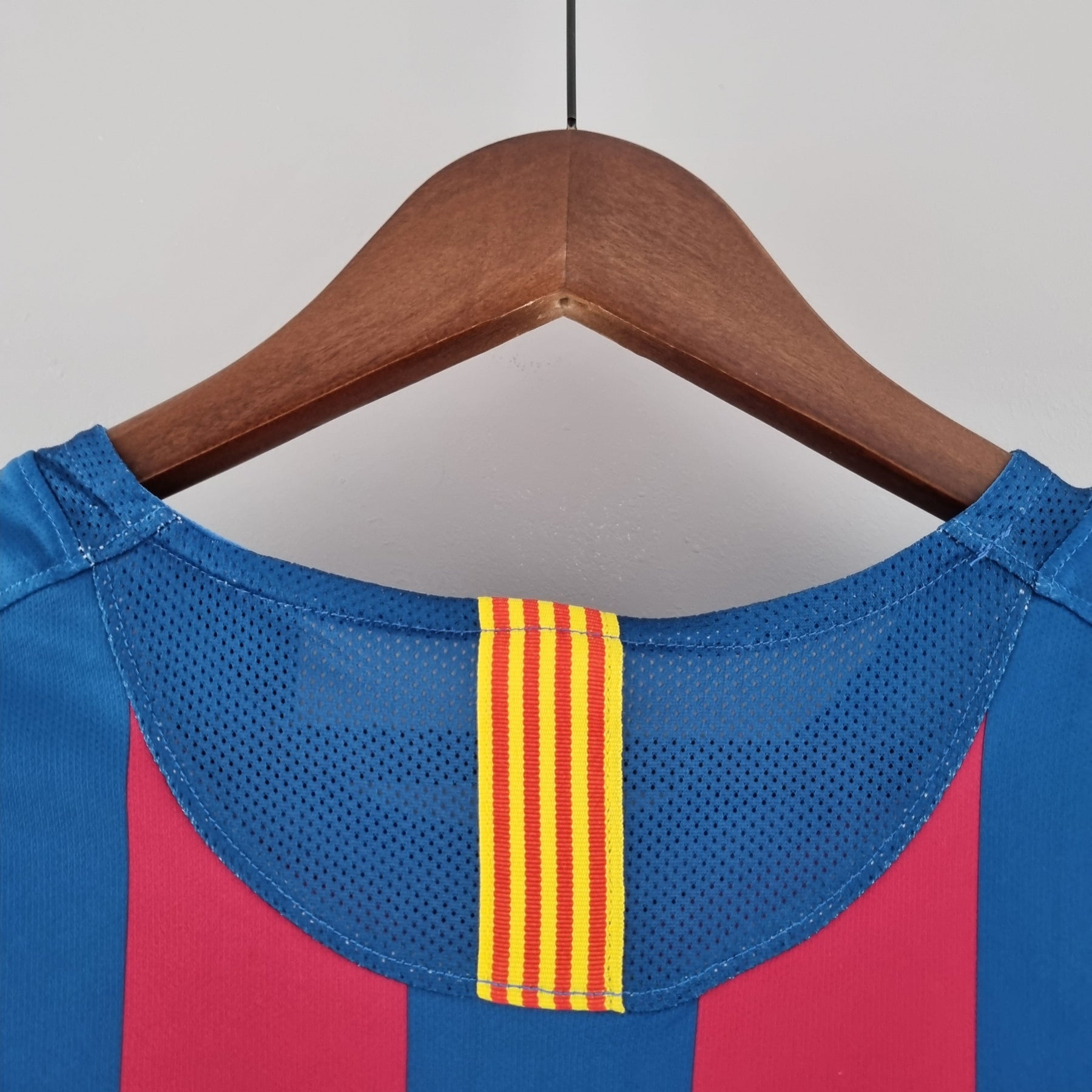 Barcelona Home Jersey 05/06 Retro Long Sleeve