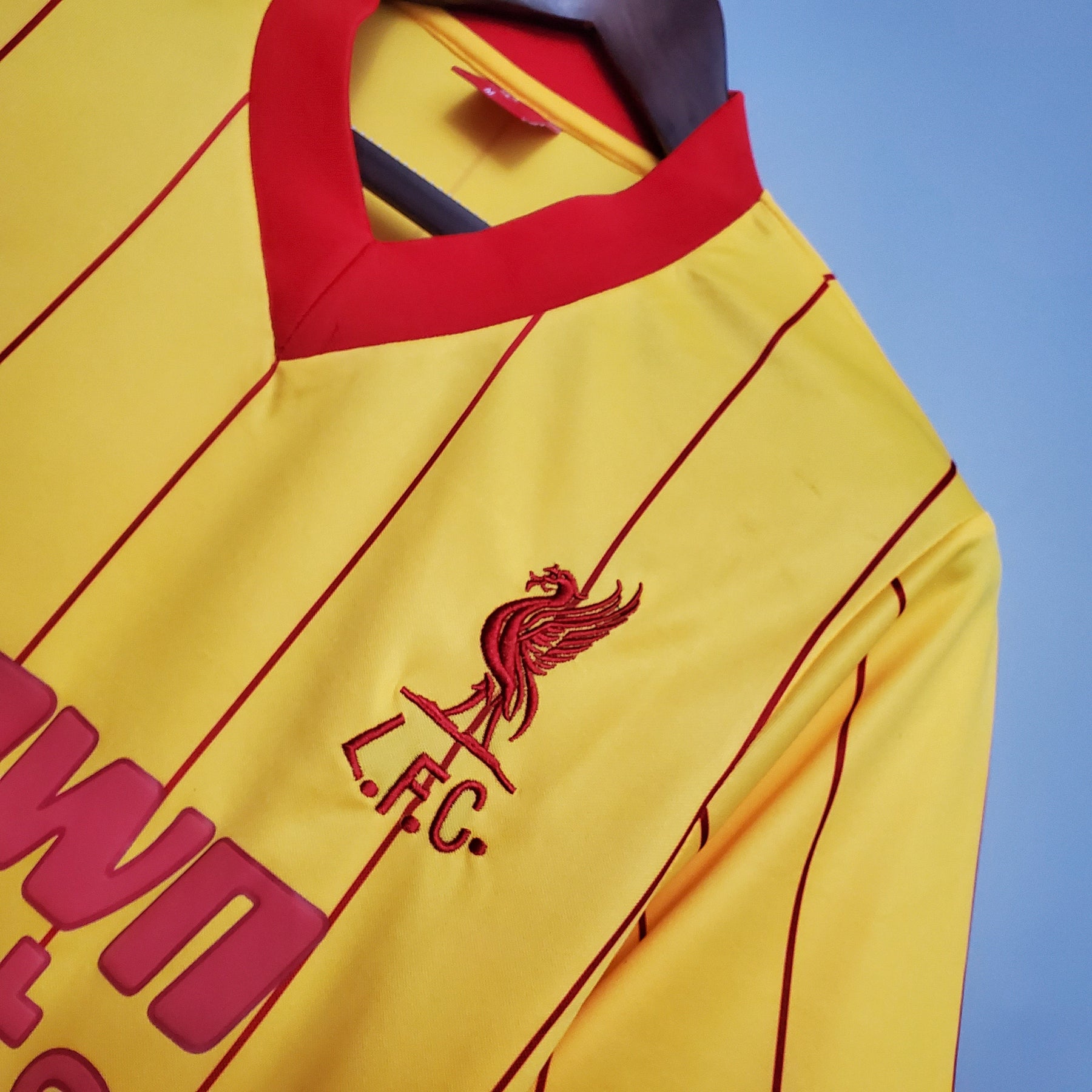 Liverpool Away Jersey 1984 Retro