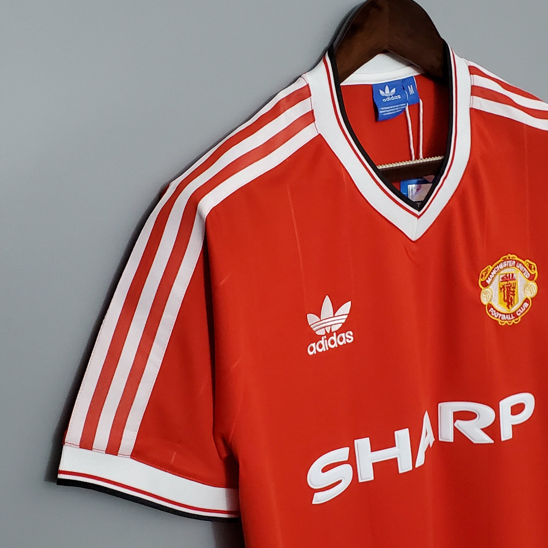 Manchester United Home Jersey 1983 Retro