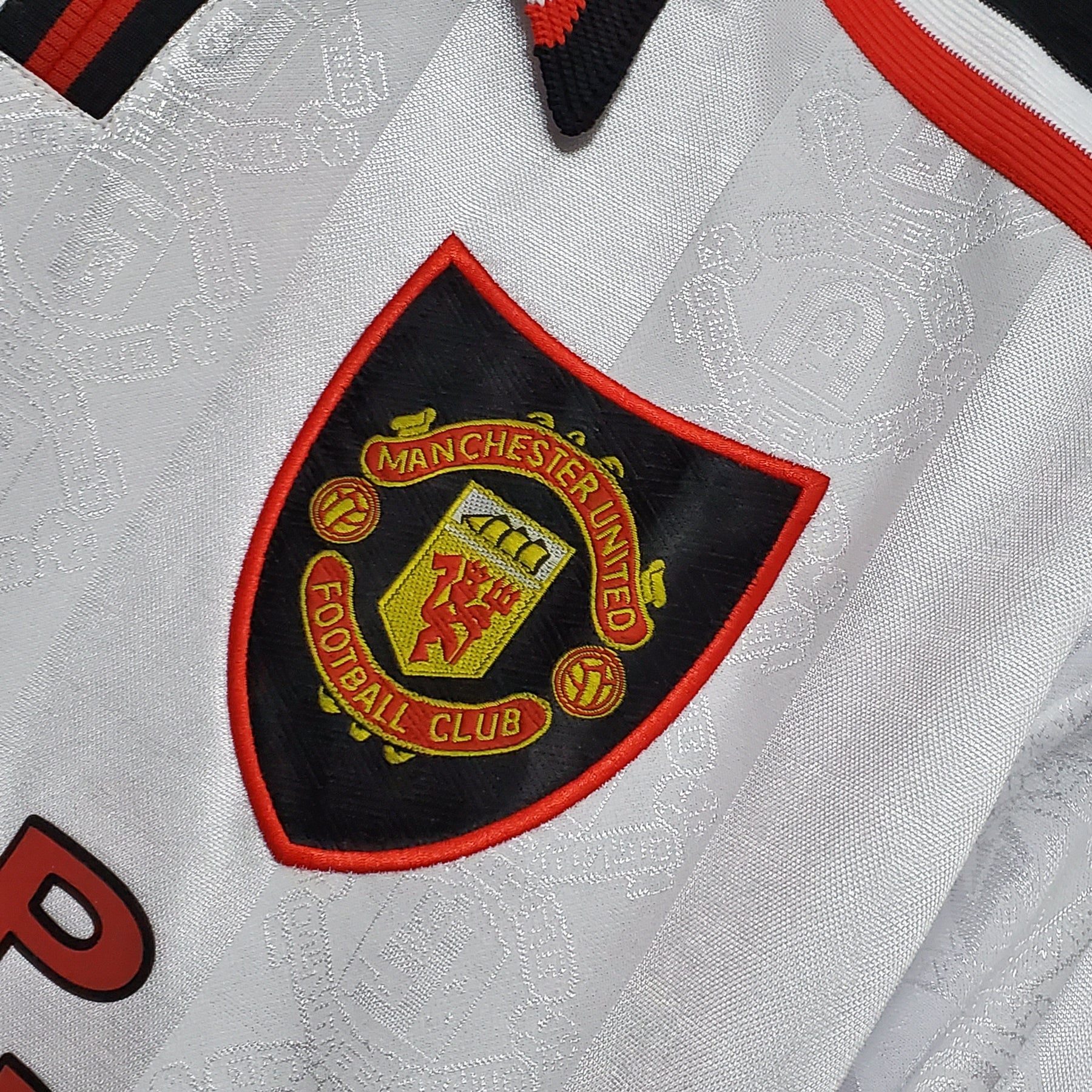 Manchester United Home Jersey 97/98 Retro