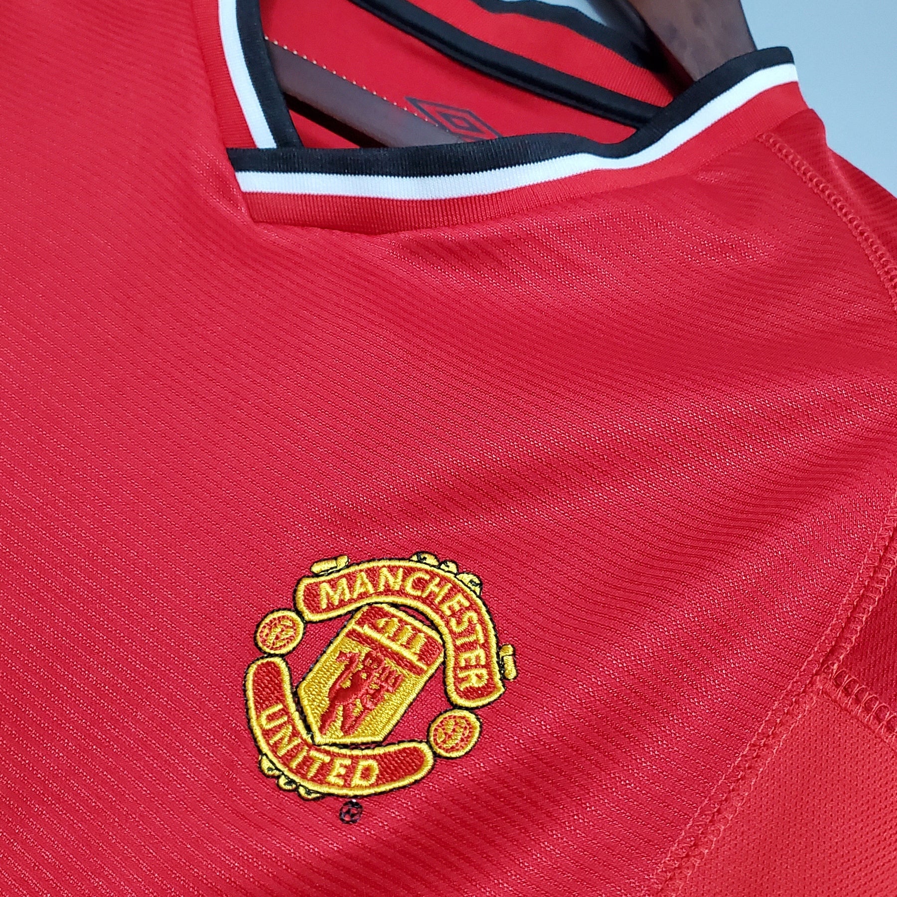 Manchester United Home Jersey 00/01 Retro