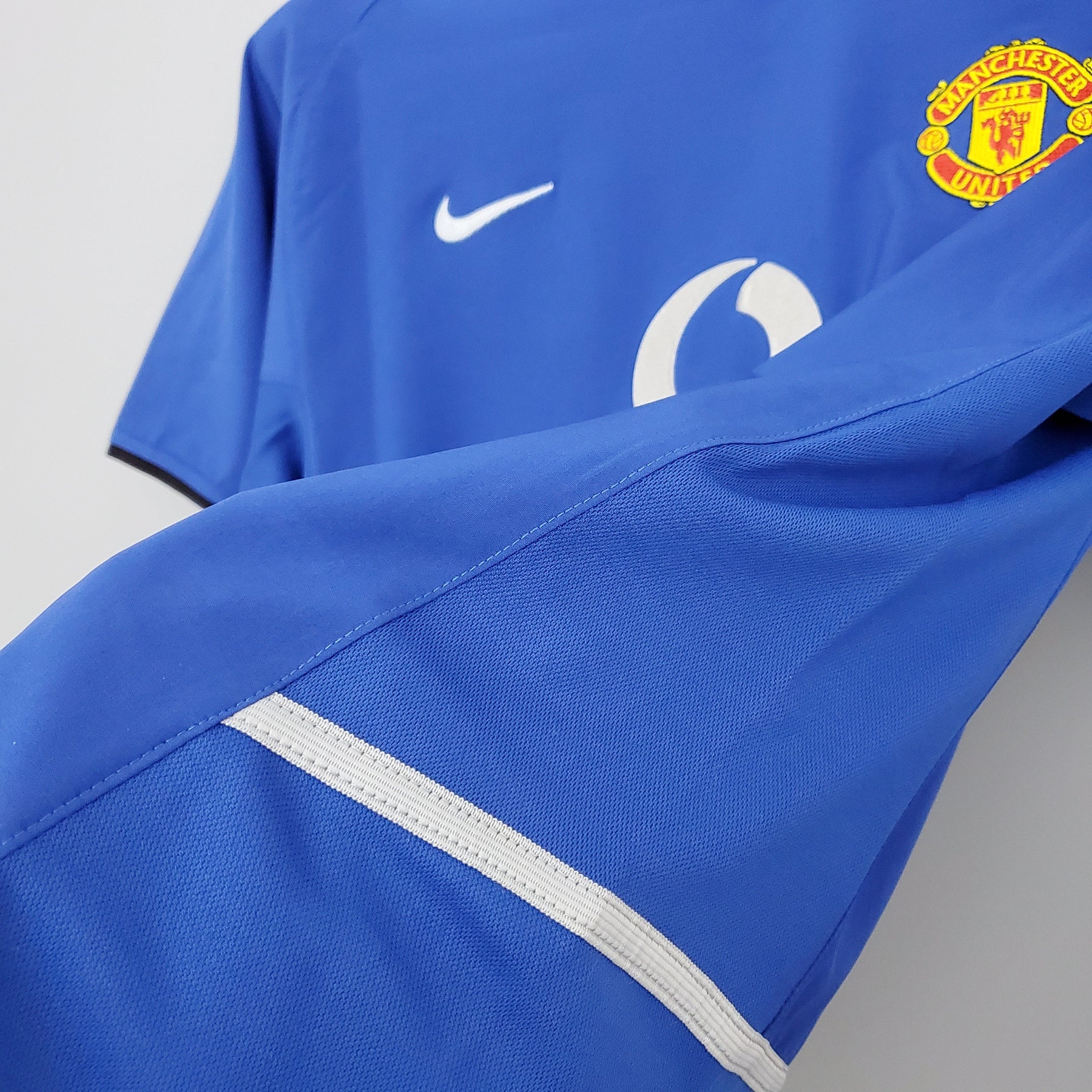 Manchester United Away Jersey 02/04 Retro