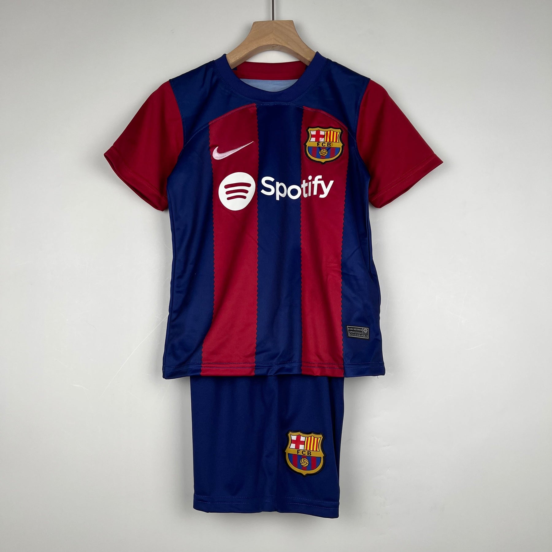 Barcelona Home 23/24 Kit Kids