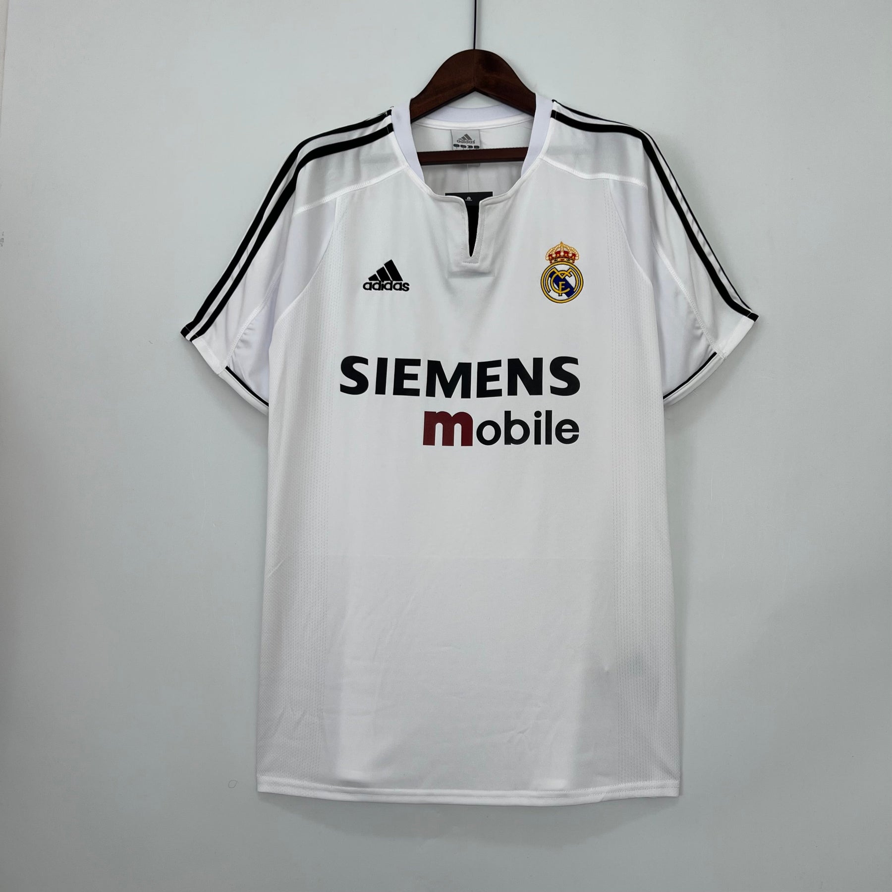 Real Madrid Home Jersey 03/04 Retro