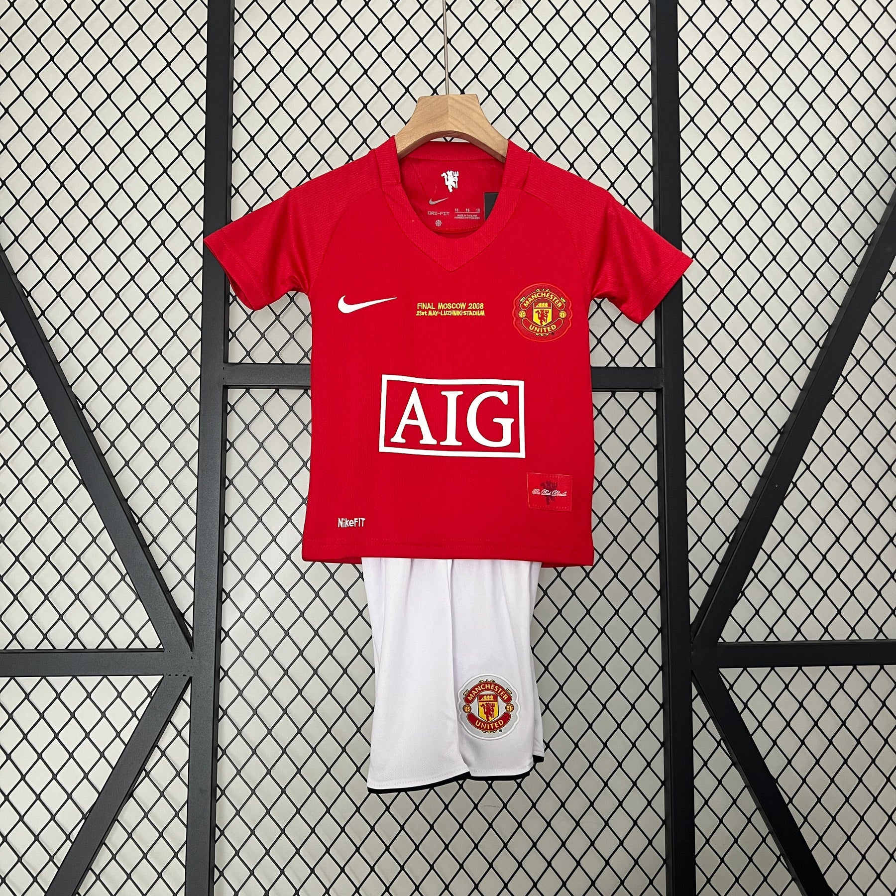 Manchester United Home Especial Final Champhions League 07/08 Kit Kids Retro