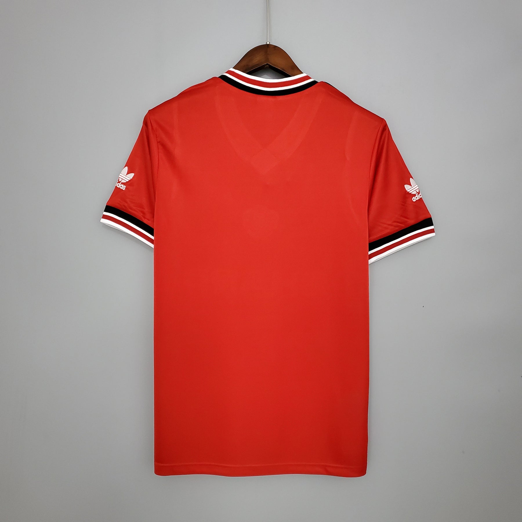 Manchester United Home Jersey 1985 Retro