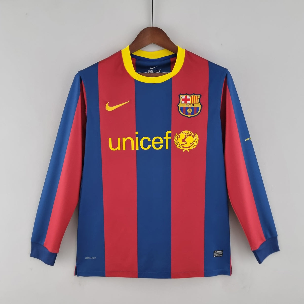 Barcelona Home Jersey 10/11 Retro Long Sleeve