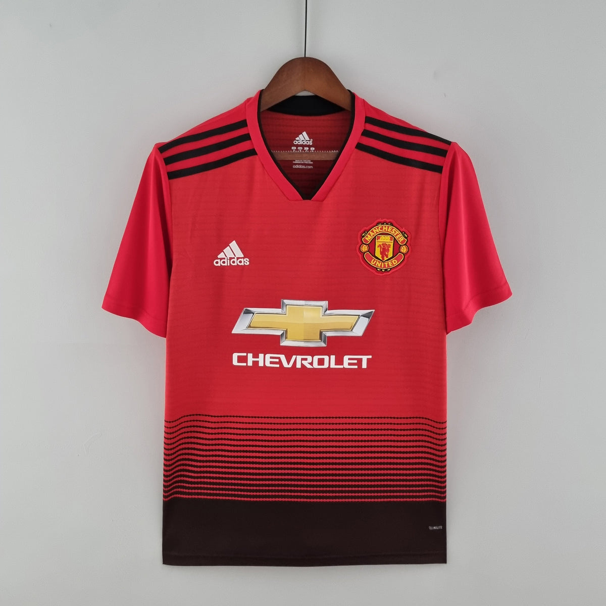 Manchester United Home Jersey 18/19 Retro