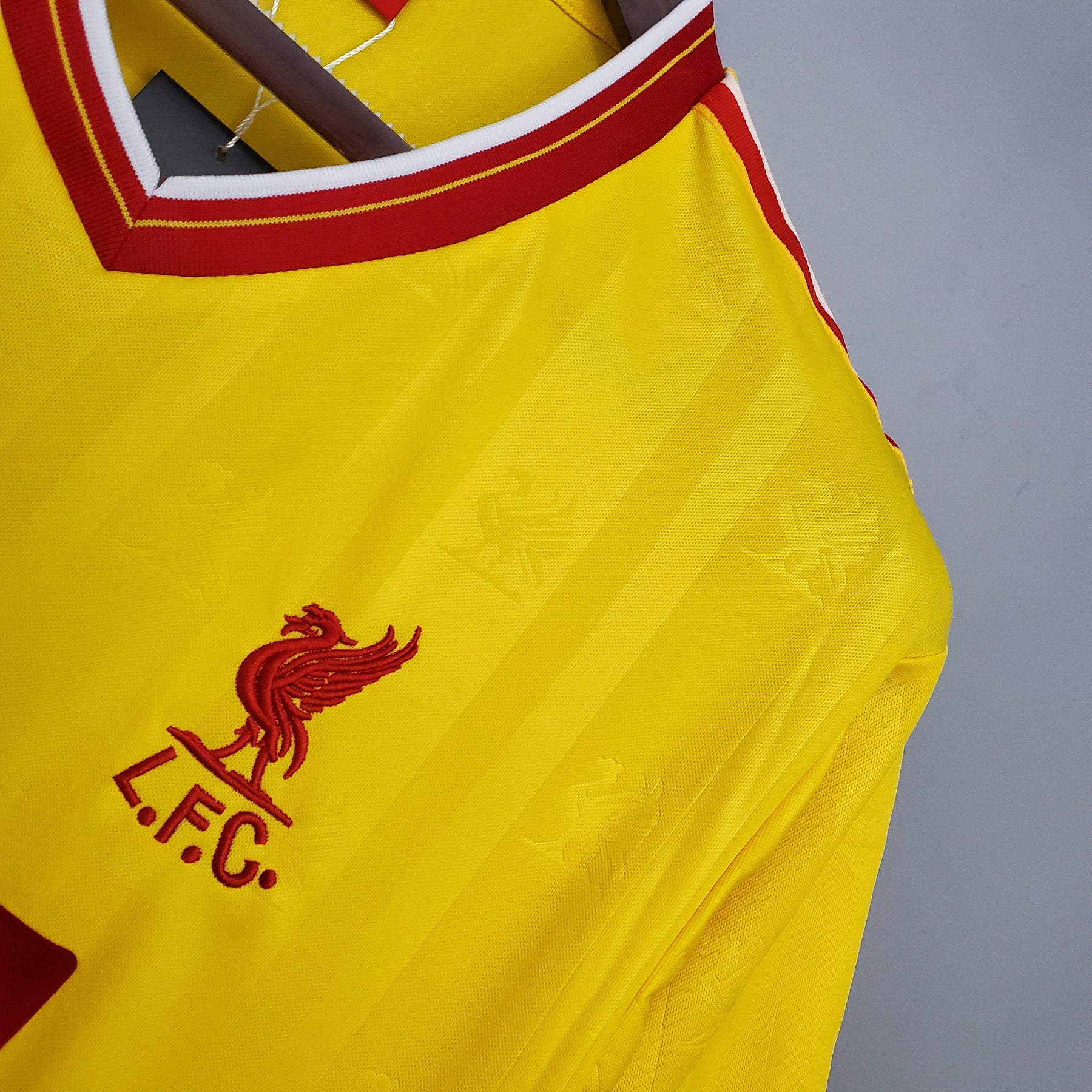 Liverpool Away Jersey 1985 Retro