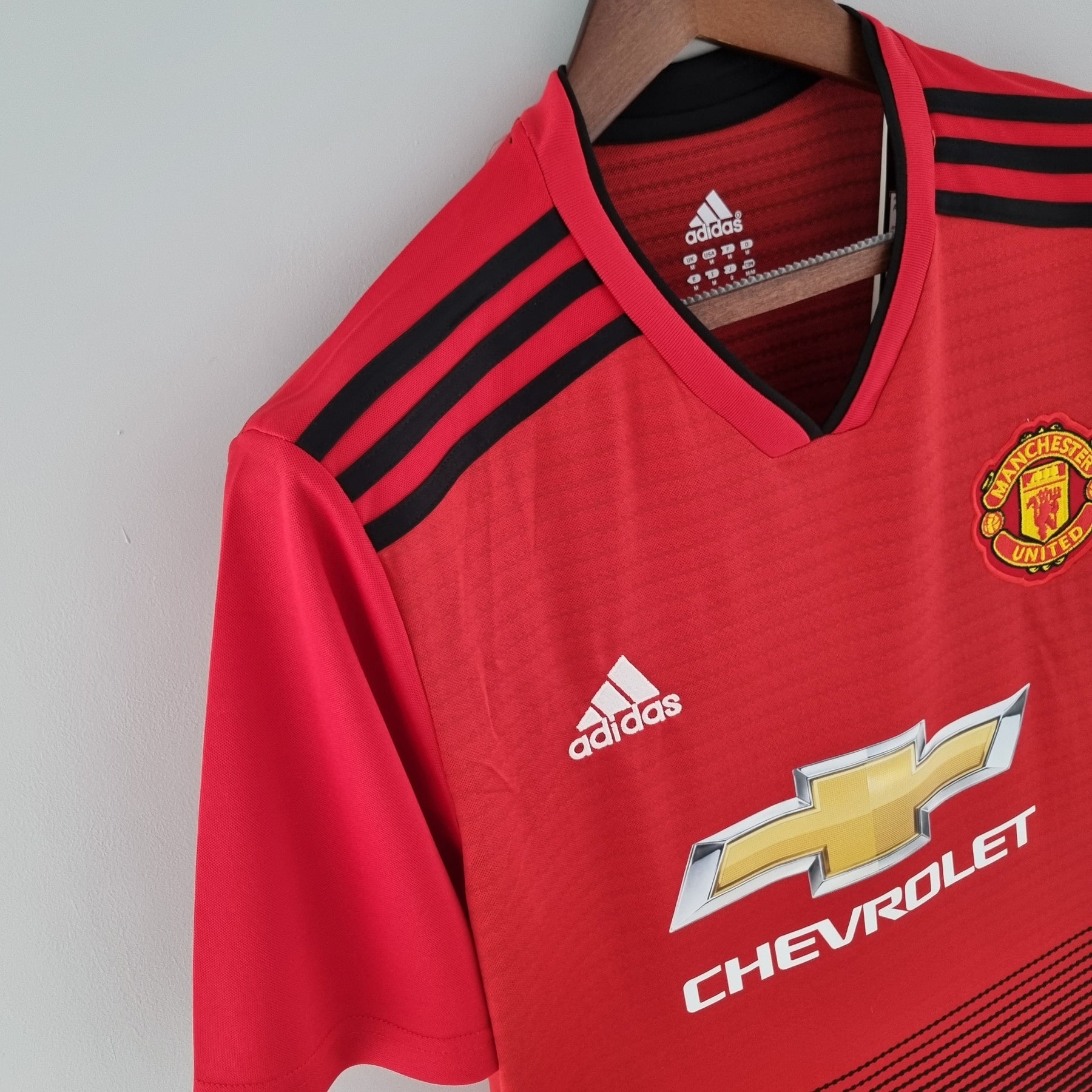 Manchester United Home Jersey 18/19 Retro