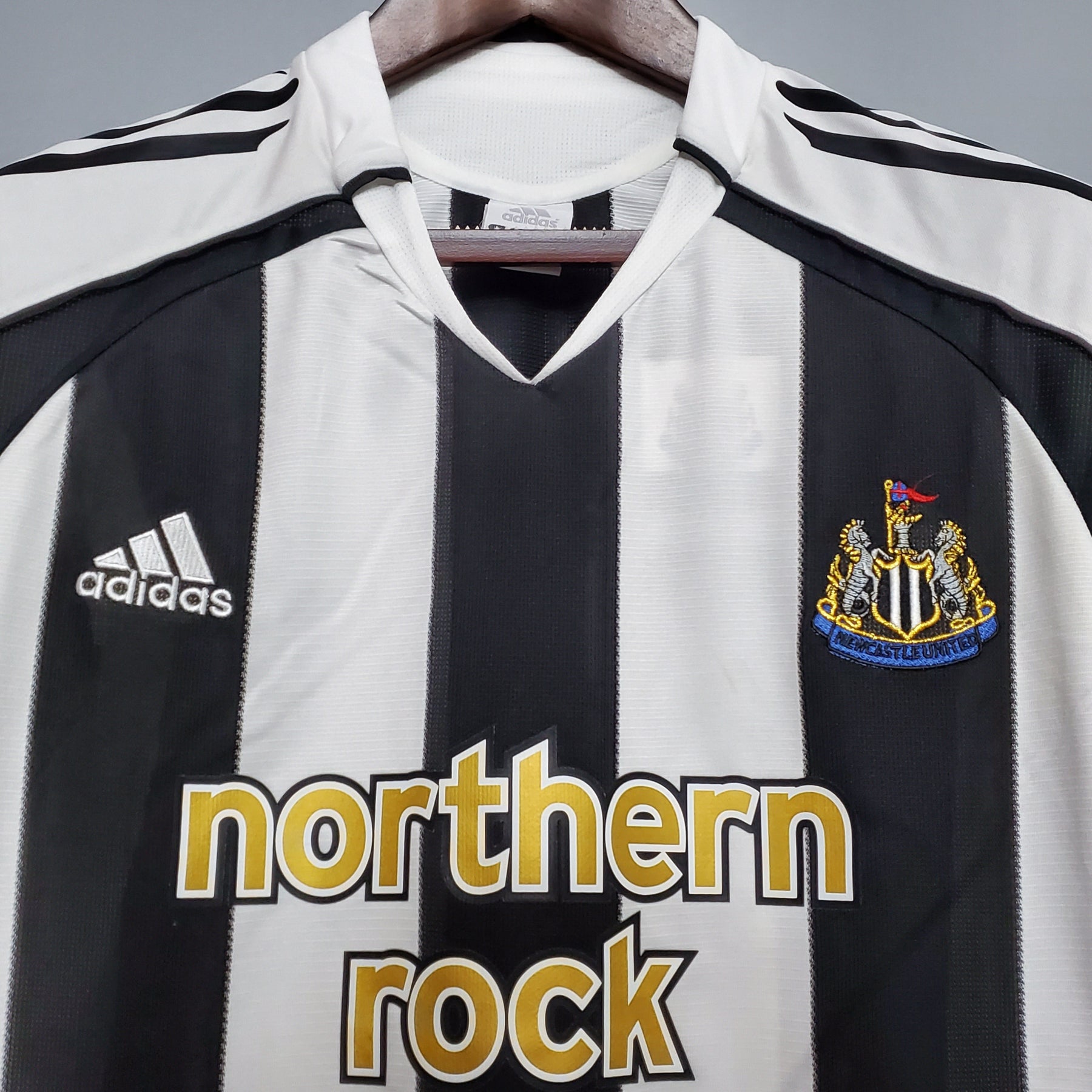 Newcastle Home Jersey 05/06 Retro