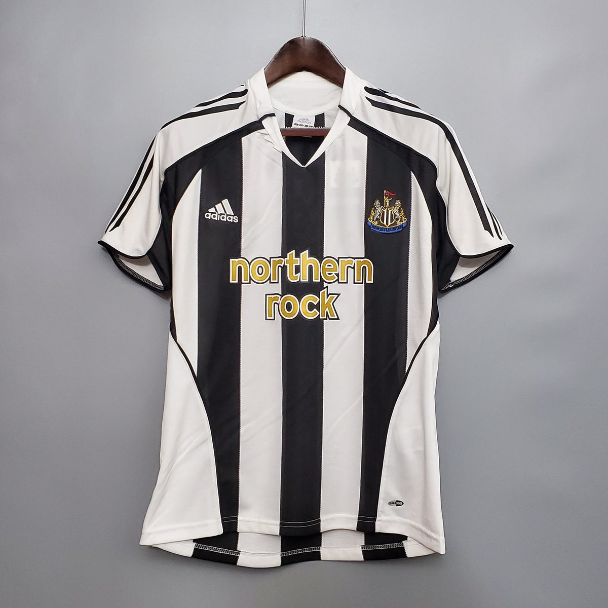 Newcastle Home Jersey 05/06 Retro