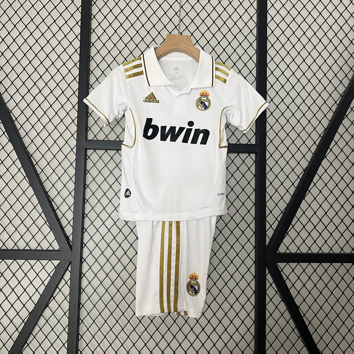 Real Madrid Home 11/12 Kit Kids Retro