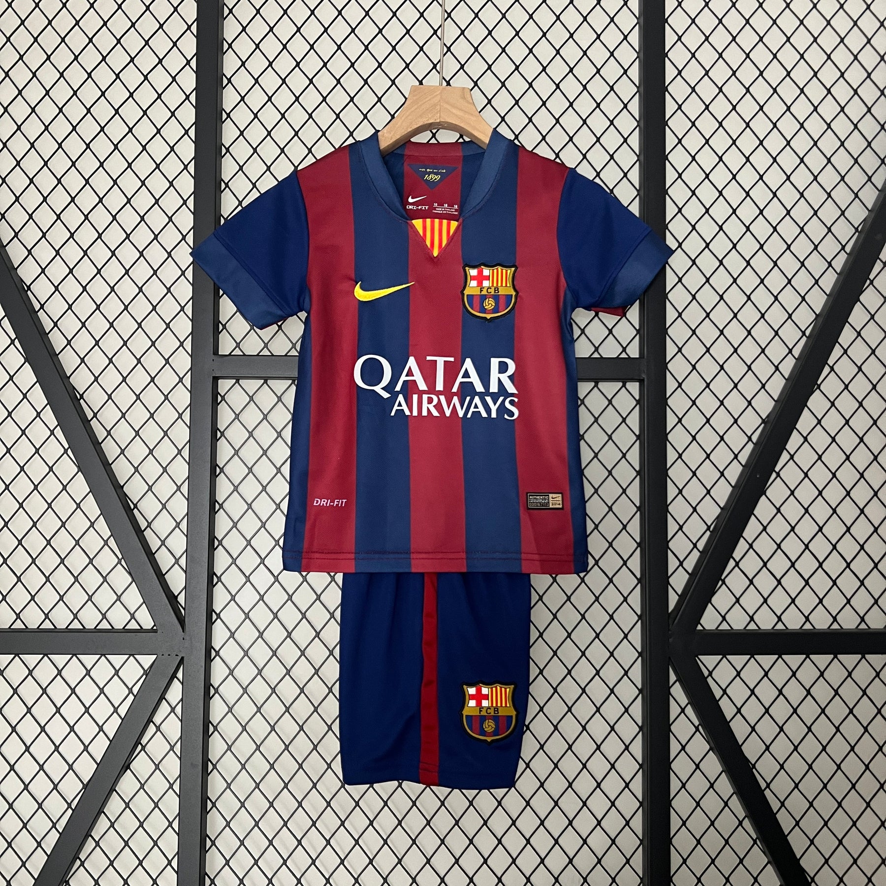 Barcelona Home 14/15 Kit Kids Retro