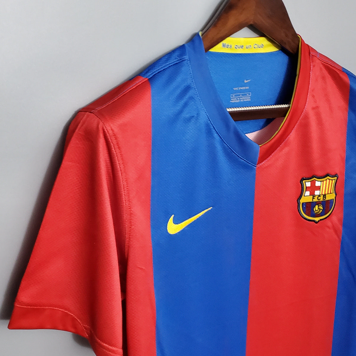 Barcelona Home Jersey 06/07 Retro