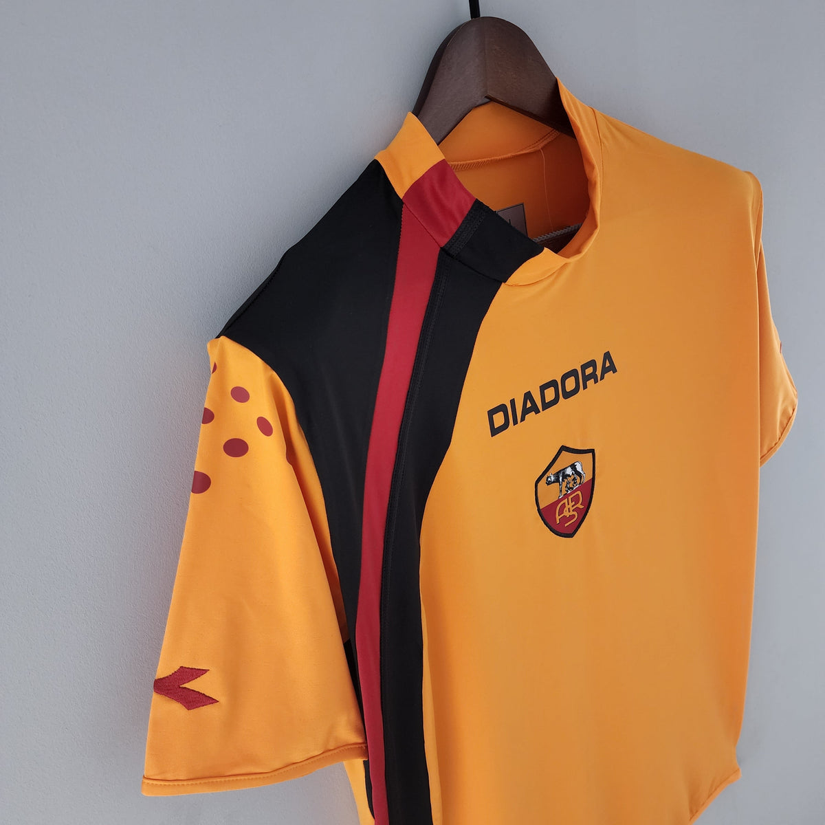 Roma Home Jersey 05/06 Retro