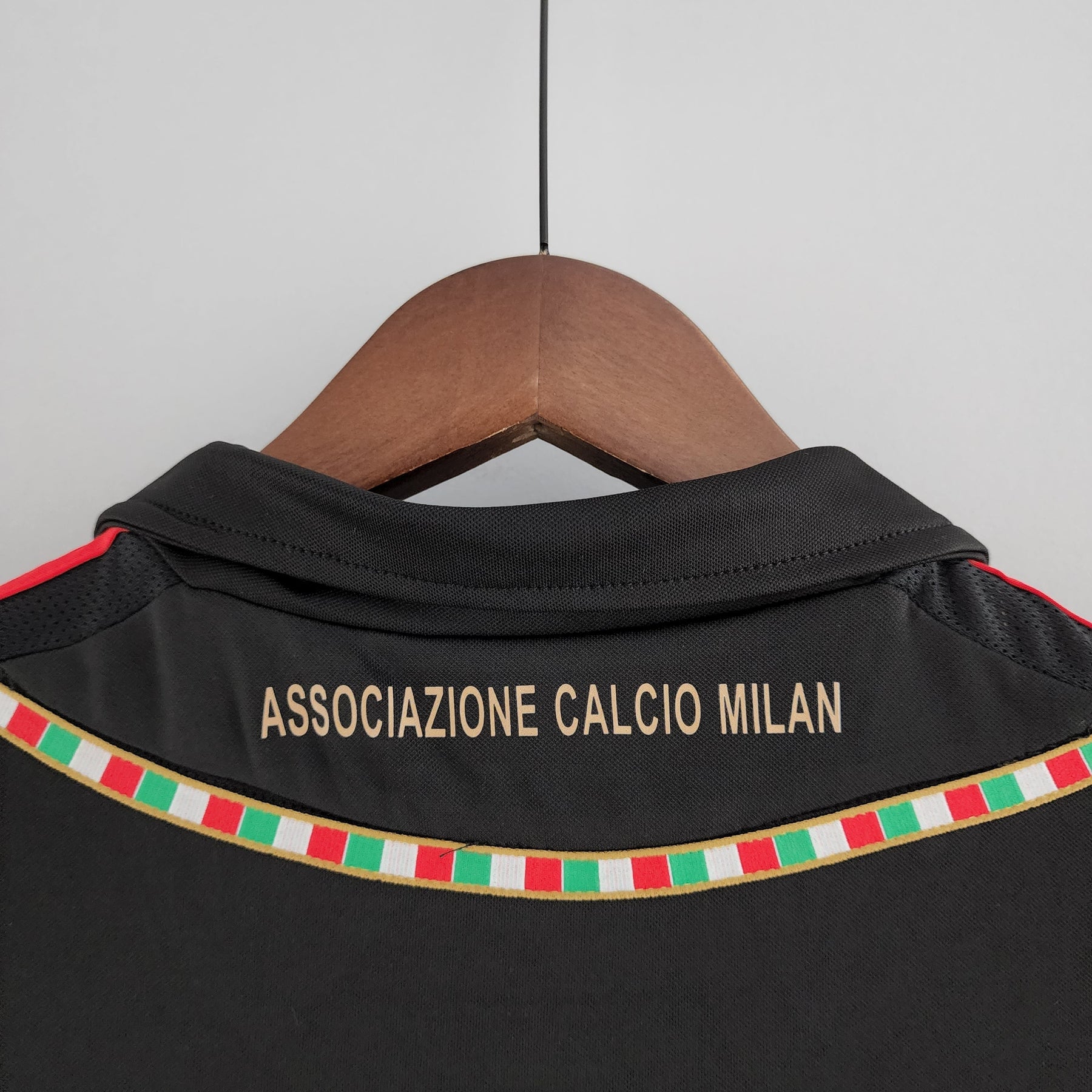 Milan Away Jersey 11/12 Retro