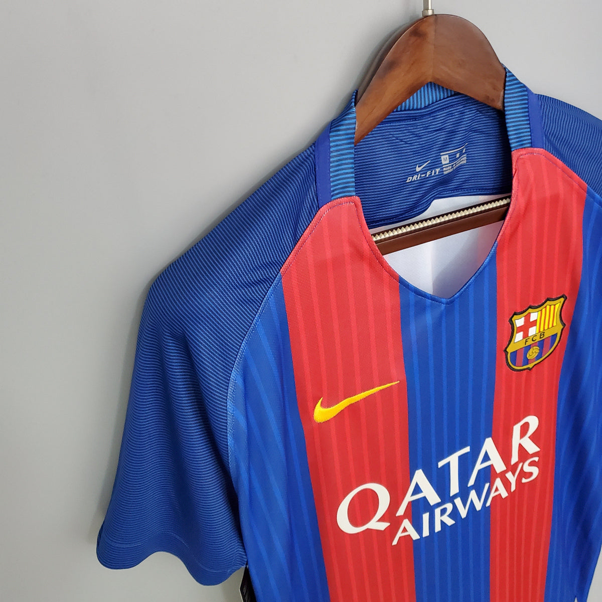 Barcelona Home Jersey 16/17 Retro