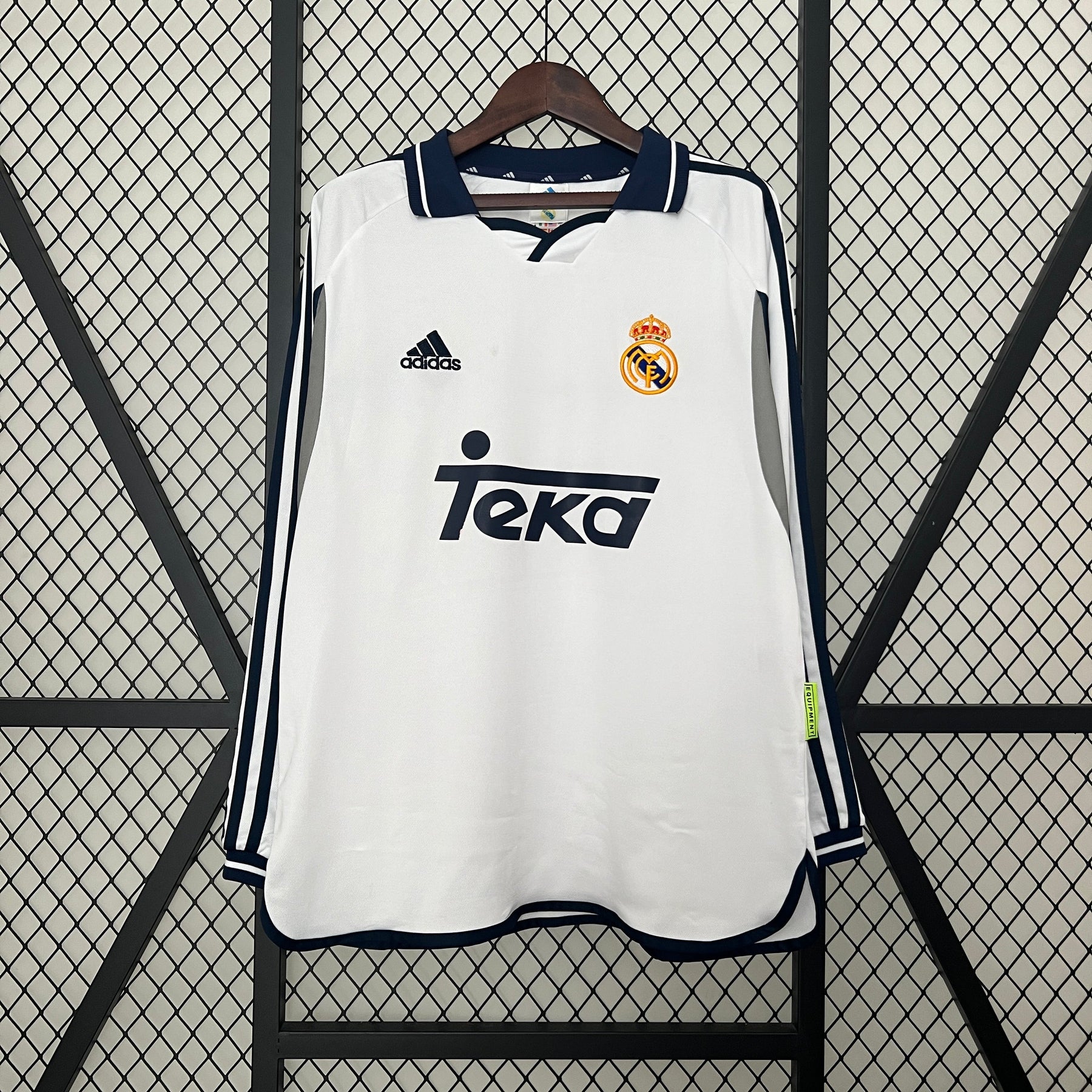 Real Madrid Home Jersey 00/01 Retro Long Sleeve