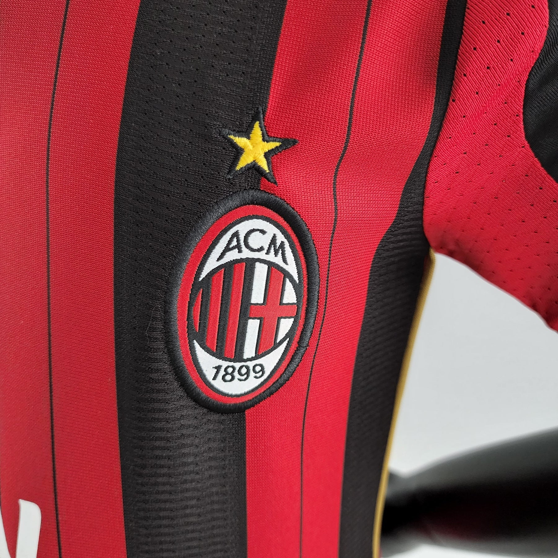 Milan Home 14/15 Retro Kit Kids