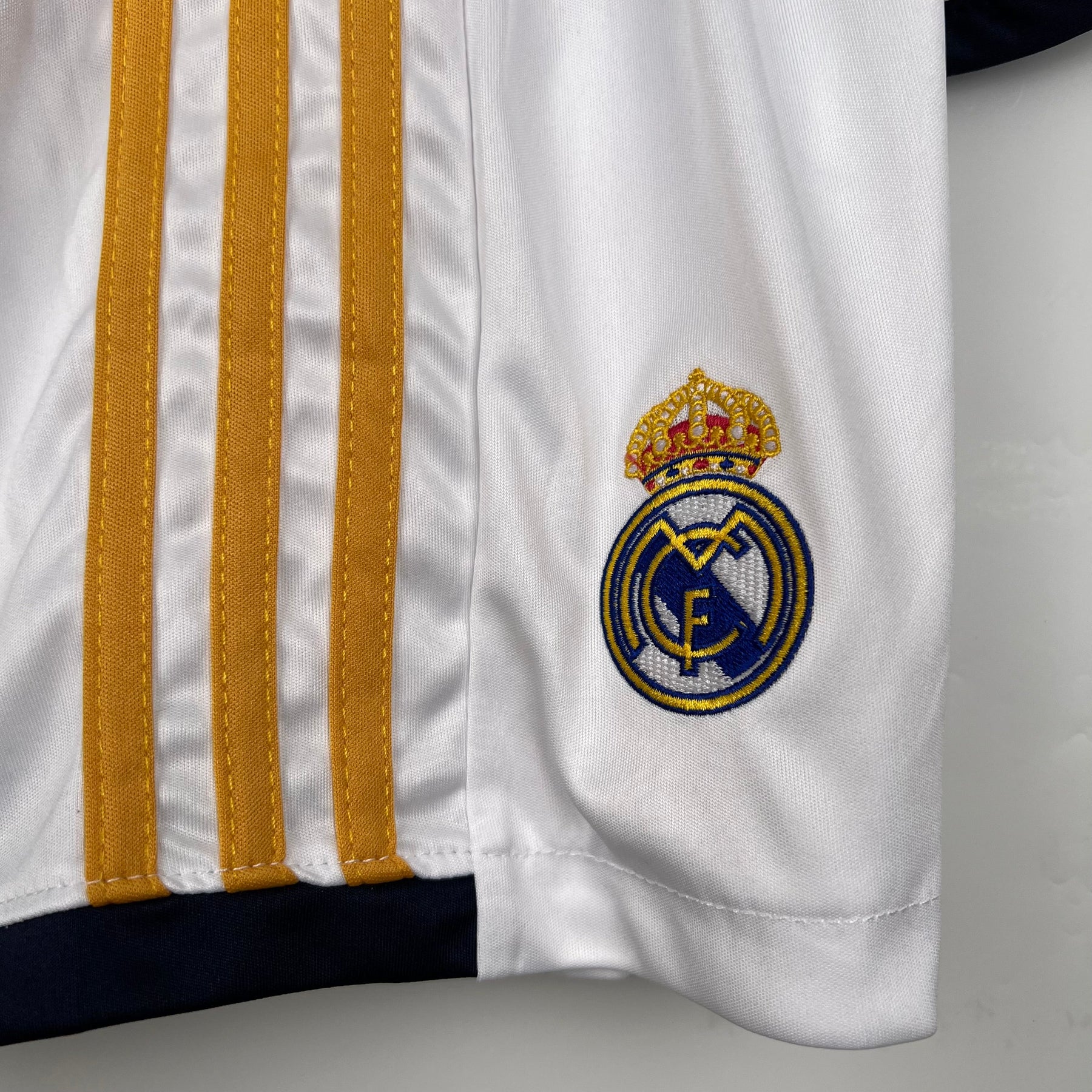 Real Madrid Home 23/24 Kit Kids