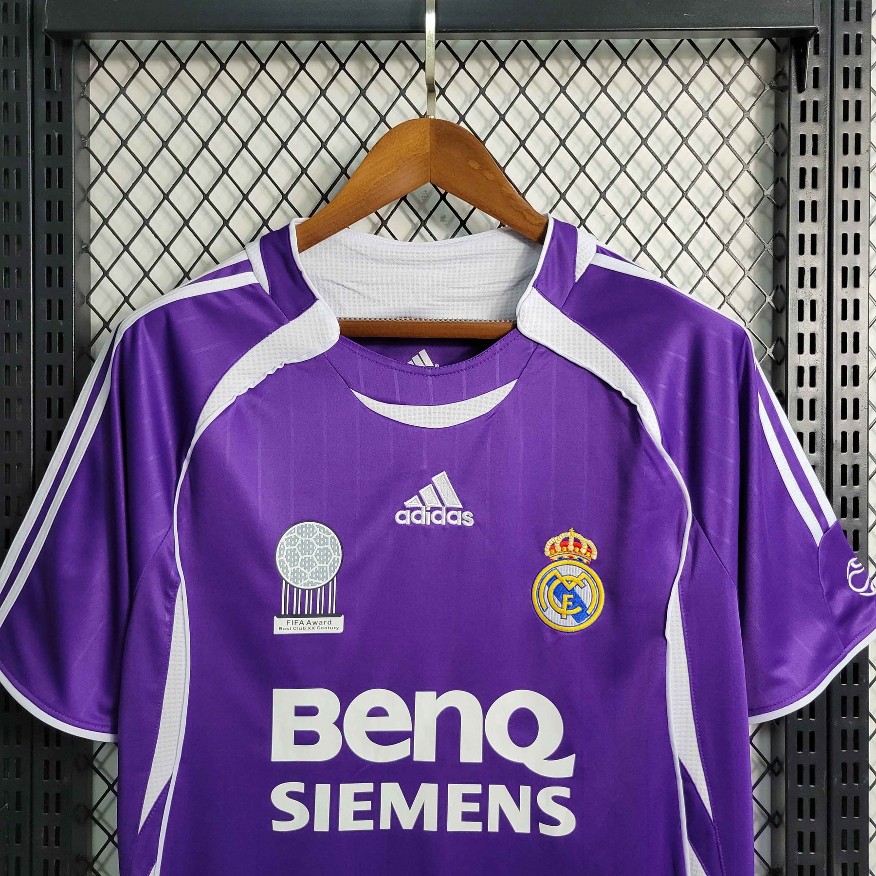 Real Madrid Third Jersey 06/07 Retro