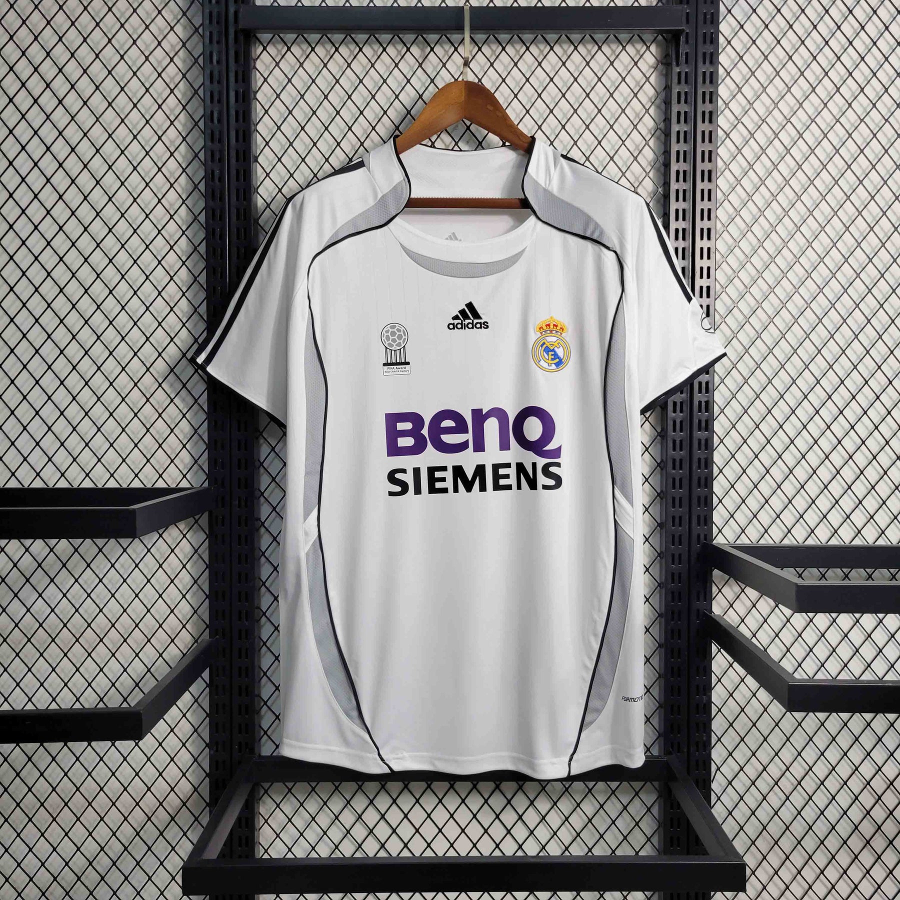 Real Madrid Home Jersey 06/07 Retro