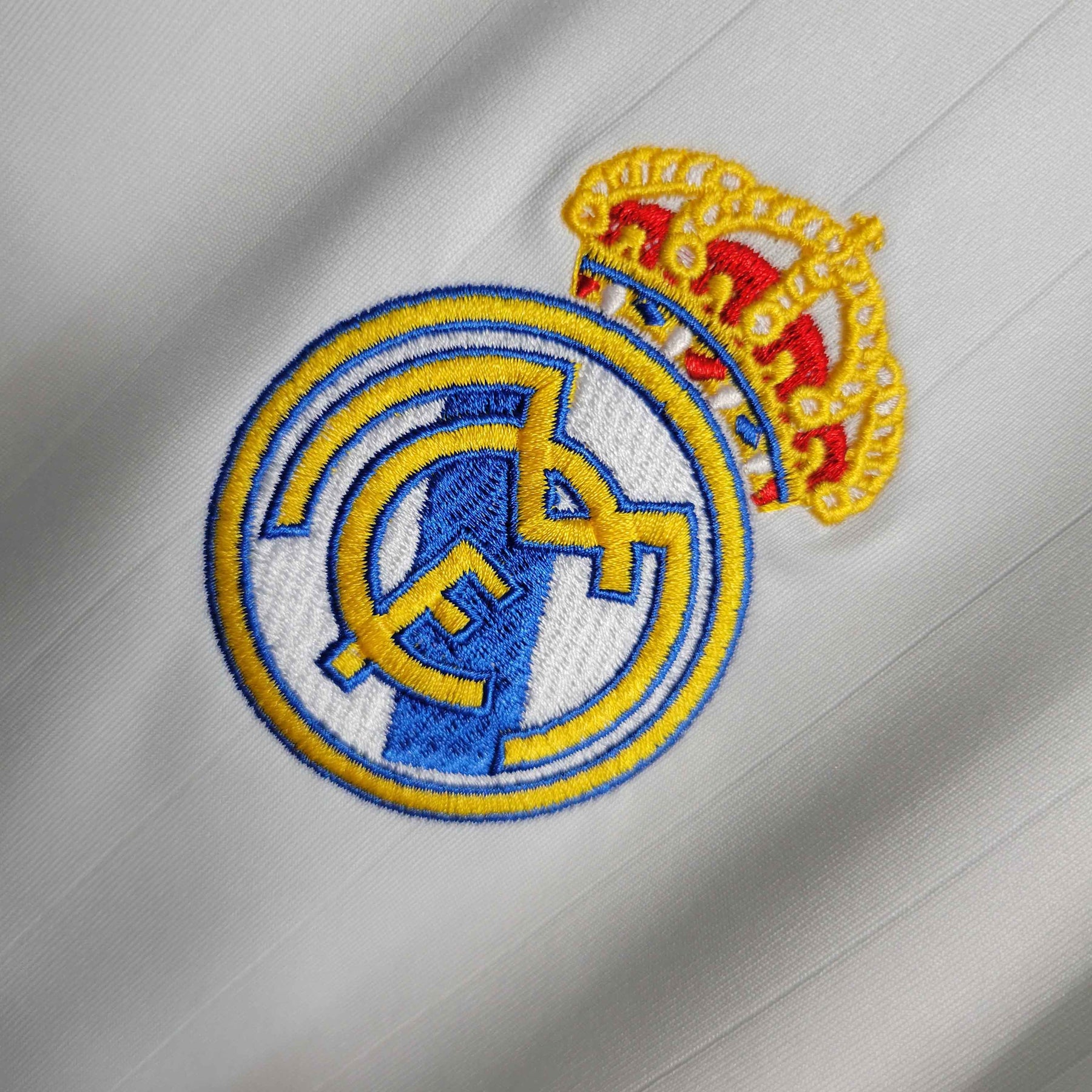 Real Madrid Home Jersey 06/07 Retro