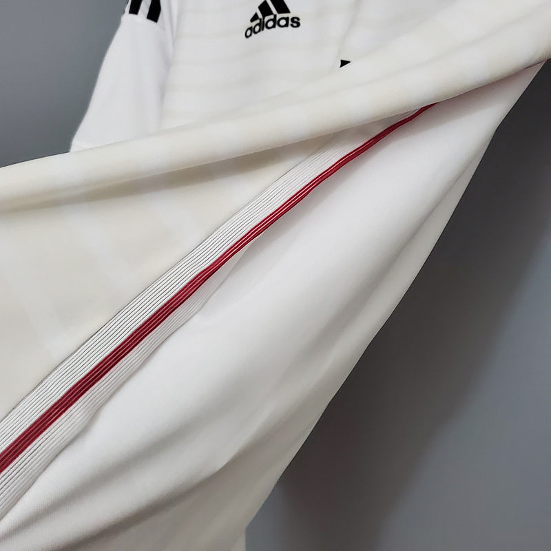 Real Madrid Home Jersey 14/15 Retro