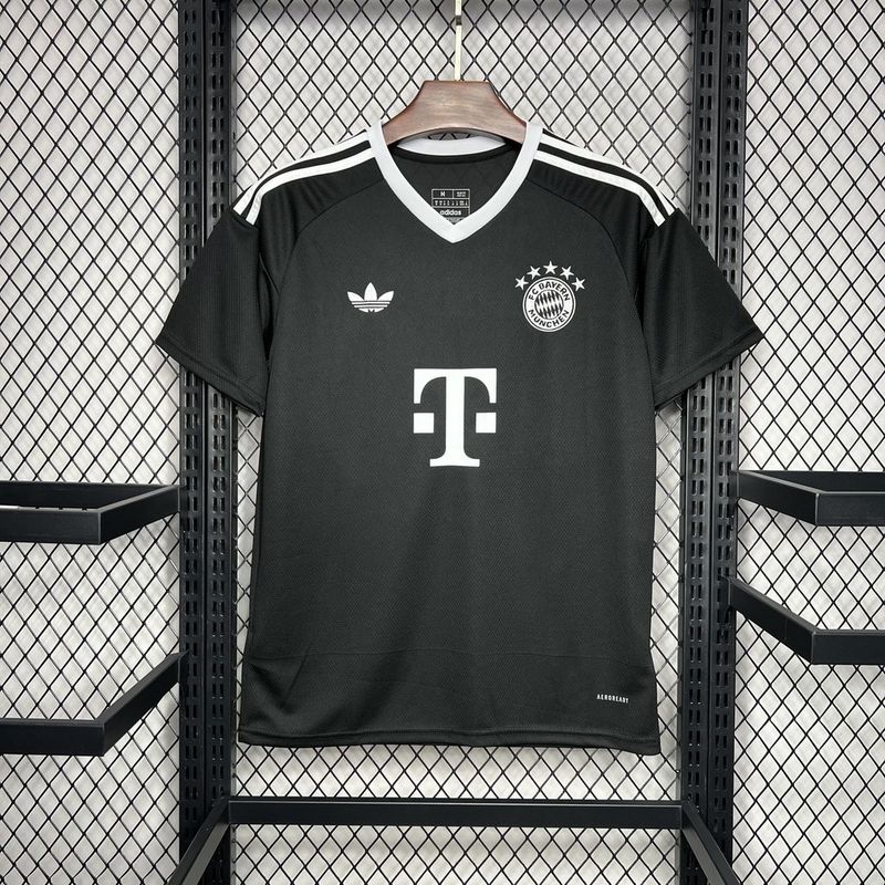 Bayern Munich Goalkeeper Black Jersey 24/25