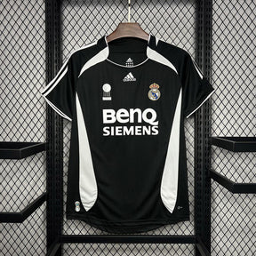 Real Madrid Away Jersey 06/07 Retro