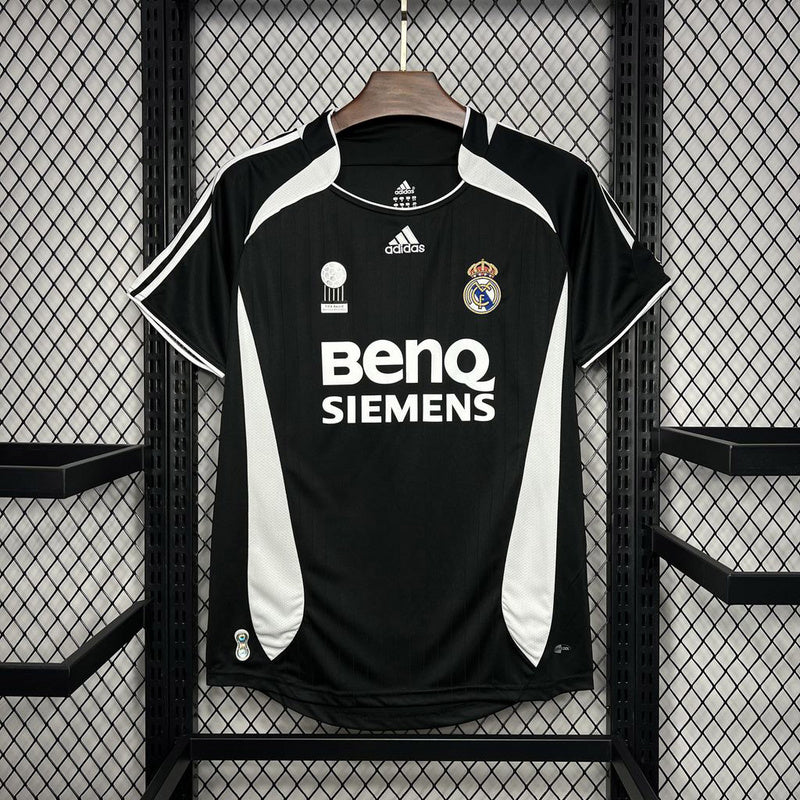 Real Madrid Away Jersey 06/07 Retro