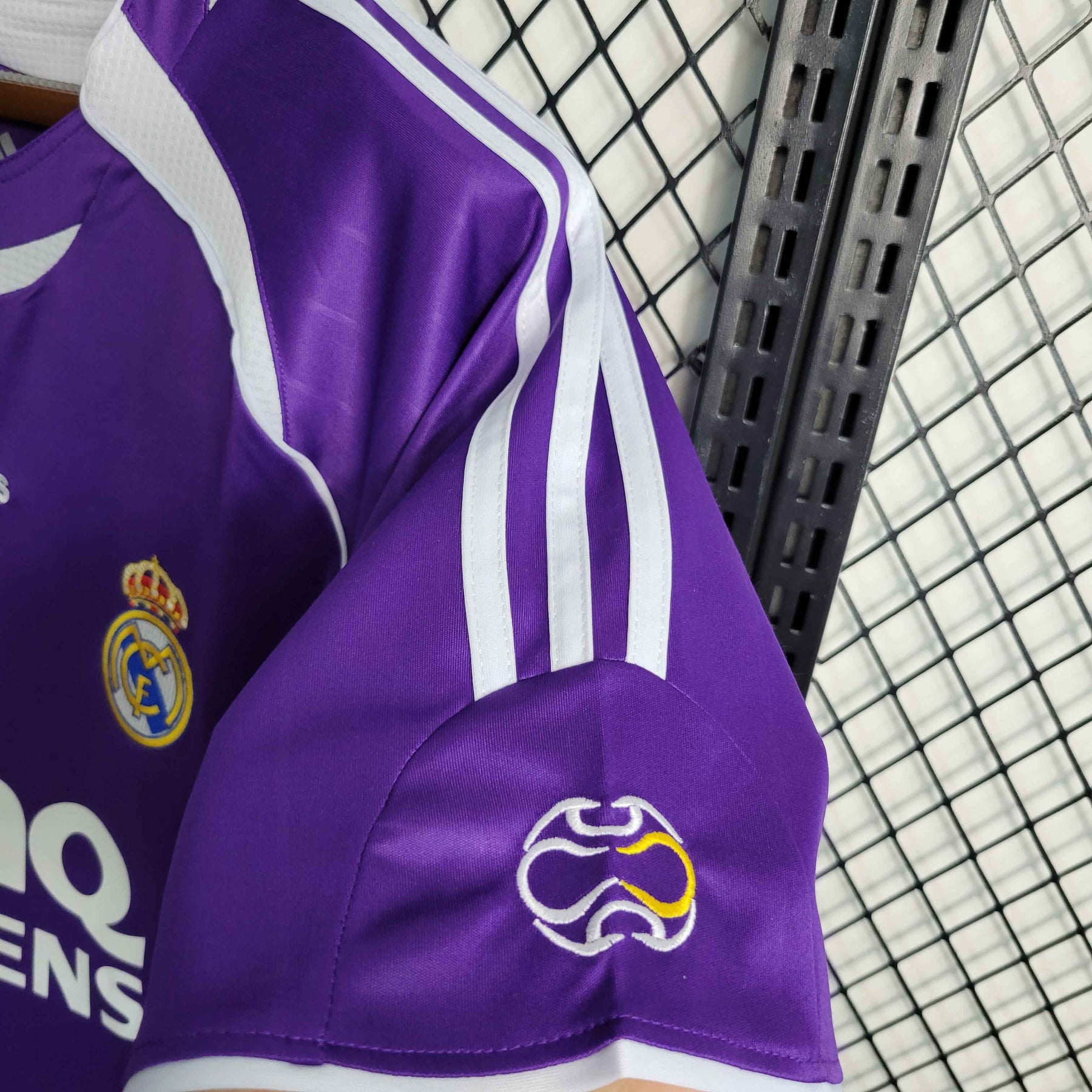 Real Madrid Third Jersey 06/07 Retro