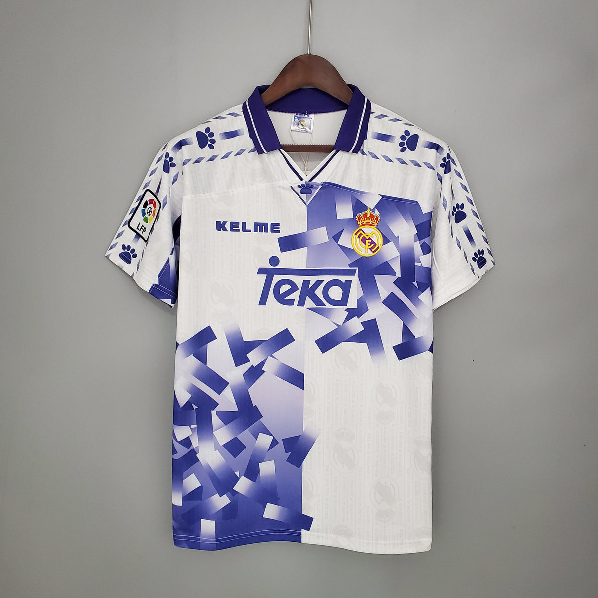 Real Madrid Away Jersey 96/97 Retro